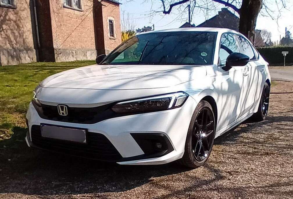 Honda 2.0i e-pehv Sport   7000 km