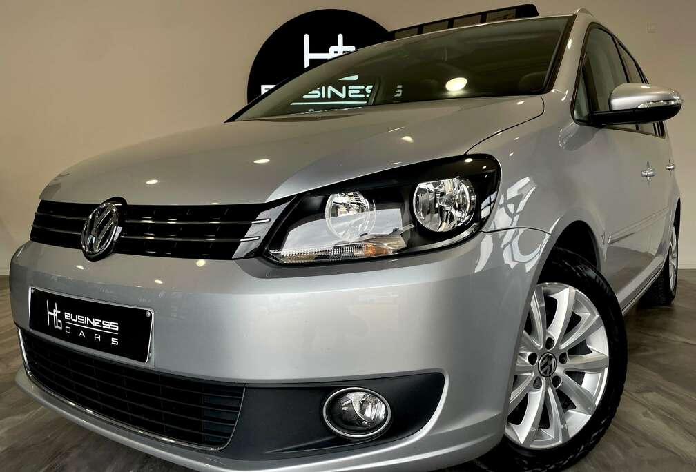 Volkswagen 1.6 TDi DSG/ 7 PLACES/ TOIT OUVRANT/ CUIR CHAUFFANT/ GPS/ CLIM BI-ZONE
