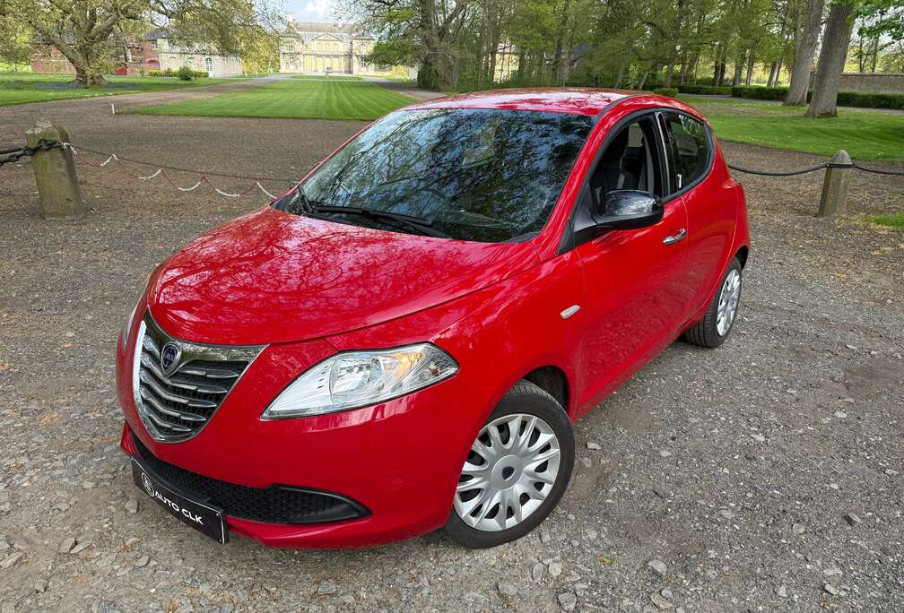 Lancia Ypsilon 1.2i ESSENCE 046MKM Airco GARANTIE 12MOIS