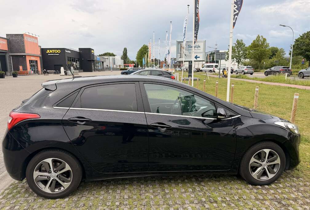 Hyundai 1.6 CRDi Joy DCT