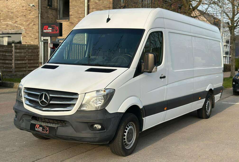 Mercedes-Benz 316 - Benzine - Automaat - 25.655KM - L3H2 -