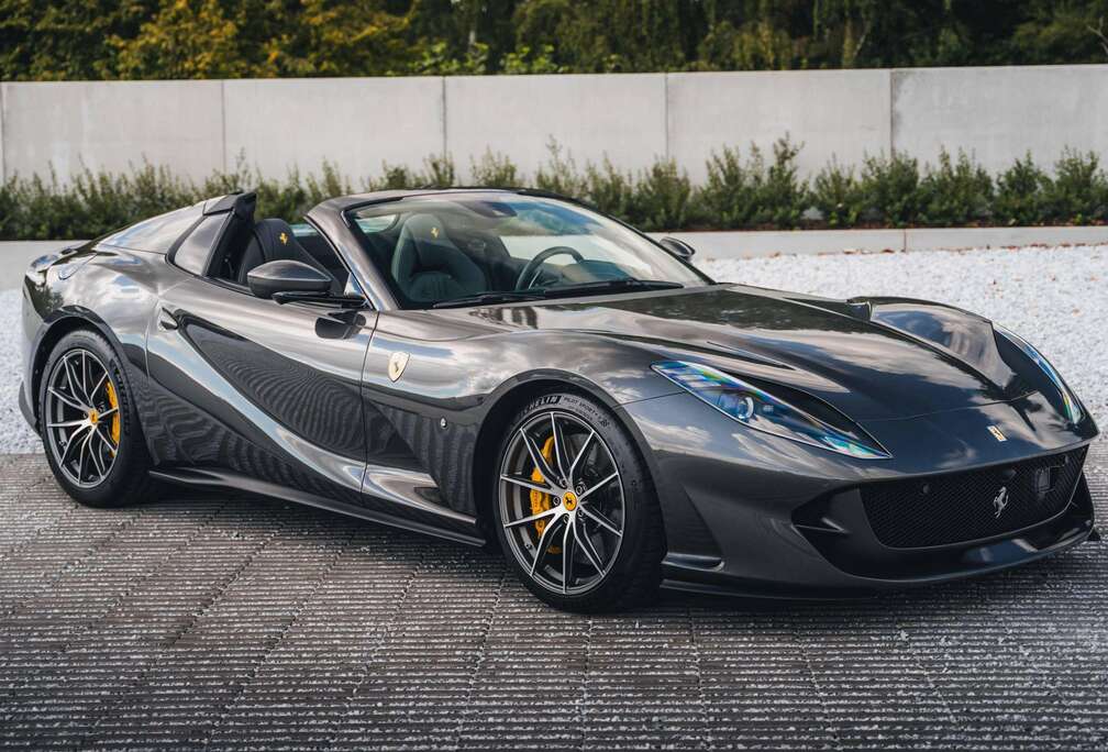 Ferrari GTS / Canna Di Fucile / Lift / Carbon / First Owner