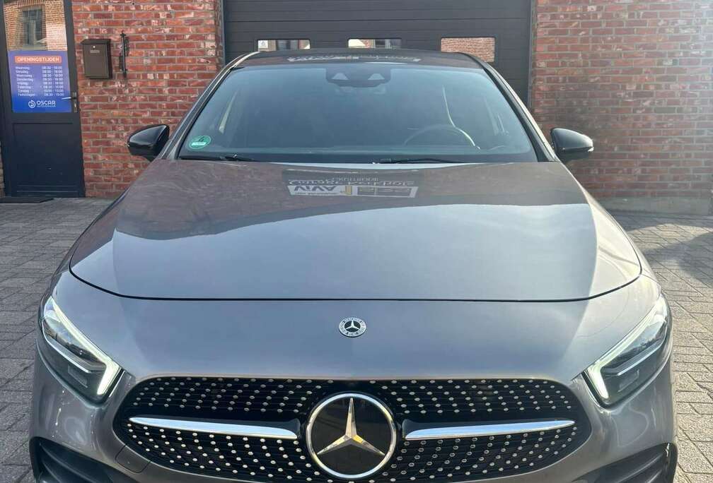 Mercedes-Benz A 200 7G-DCT AMG Line
