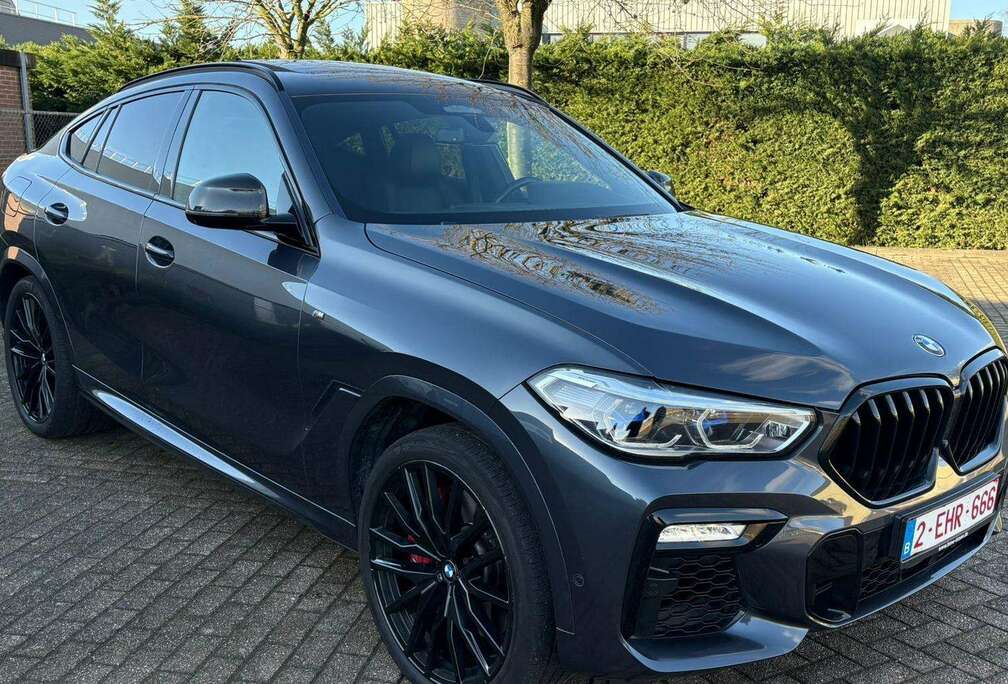 BMW X6 M50iAS