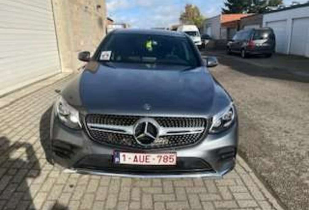 Mercedes-Benz GLC 220 d Coupe 4Matic 9G-TRONIC AMG Line