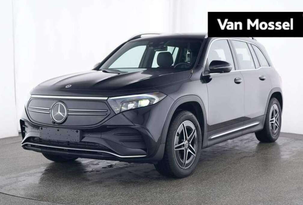 Mercedes-Benz 4MATIC AMG Line + SURROUND VIEW + HEAD UP DISPLAY