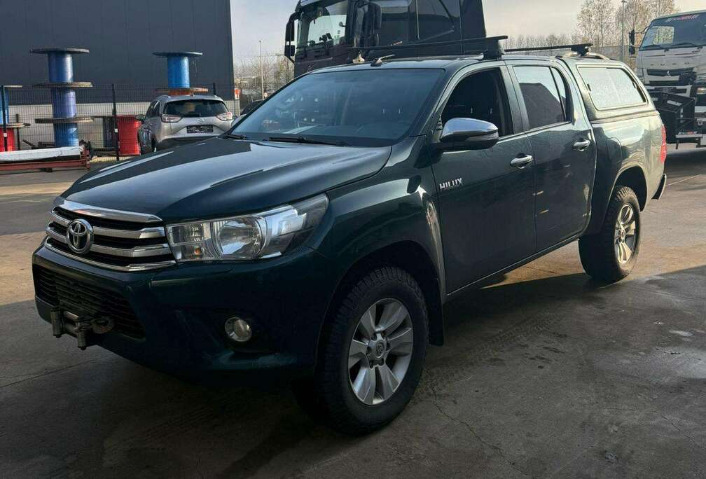 Toyota Double Cab 4x4 (Stock ID 24667)
