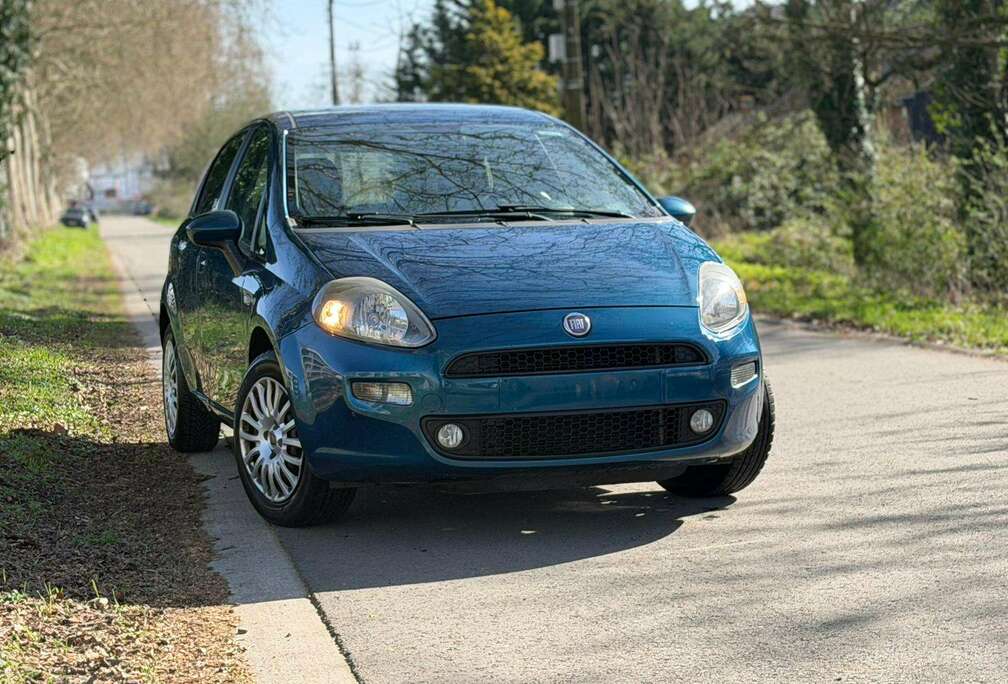 Fiat Punto 1.2i - Garantie 12 mois
