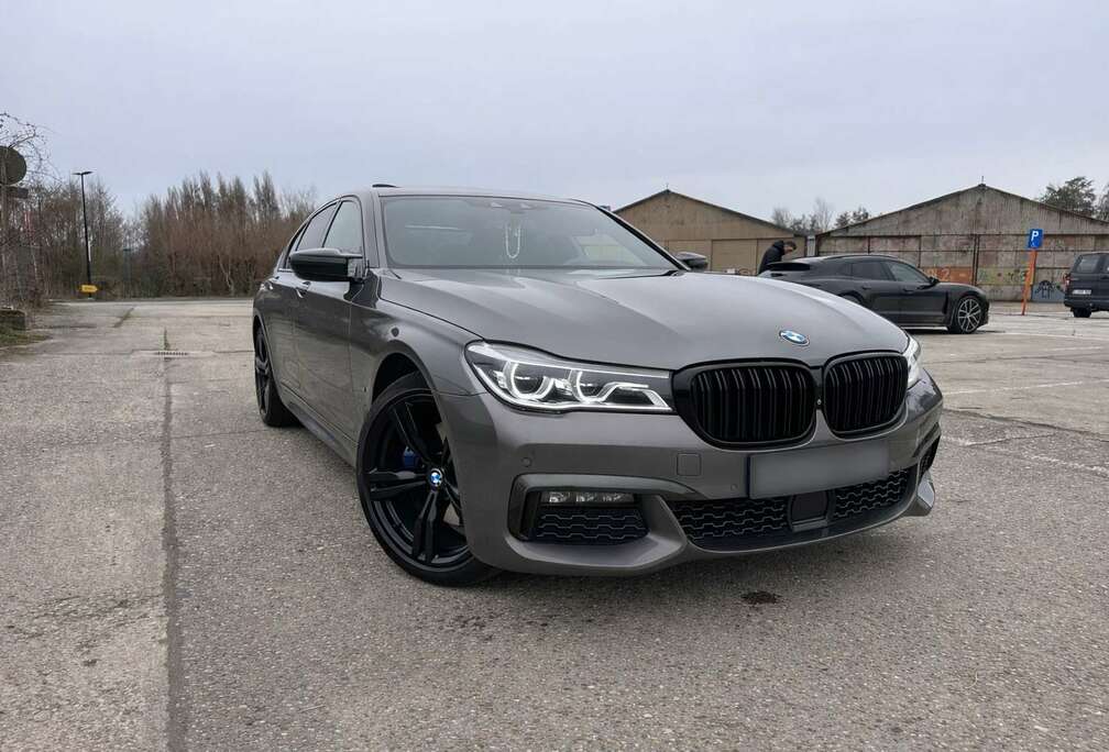 BMW 740eA Plug-In Hybrid (240 kW)