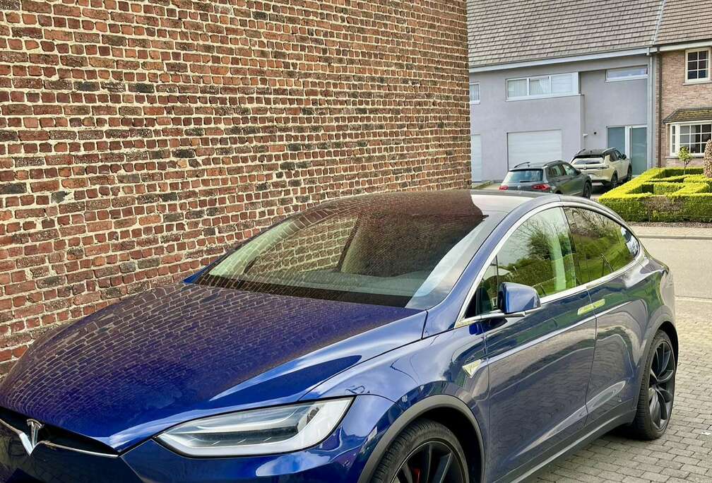 Tesla 90 kWh Dual Motor Performance FREE SUPERCHARGING