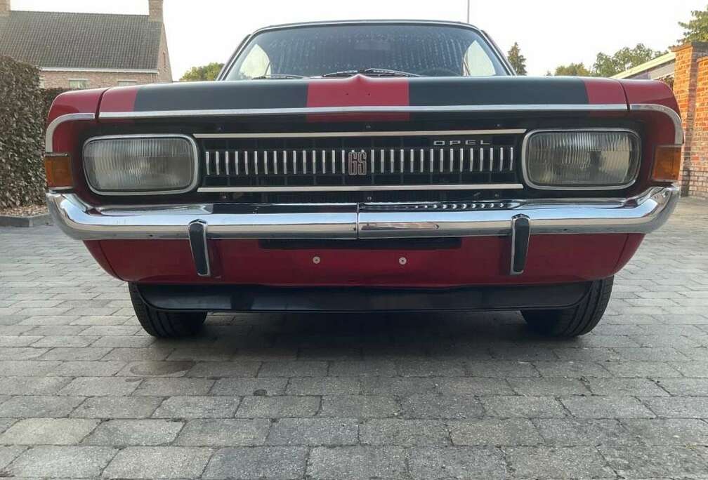 Opel GS