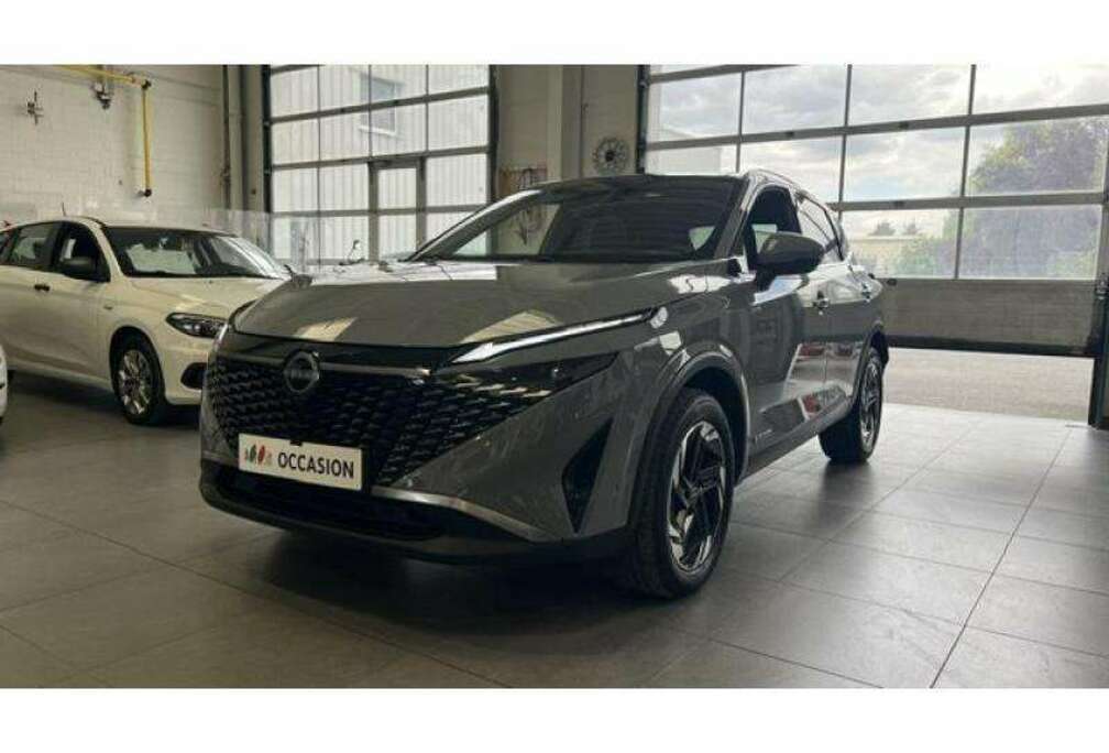 Nissan Connect & toit pano