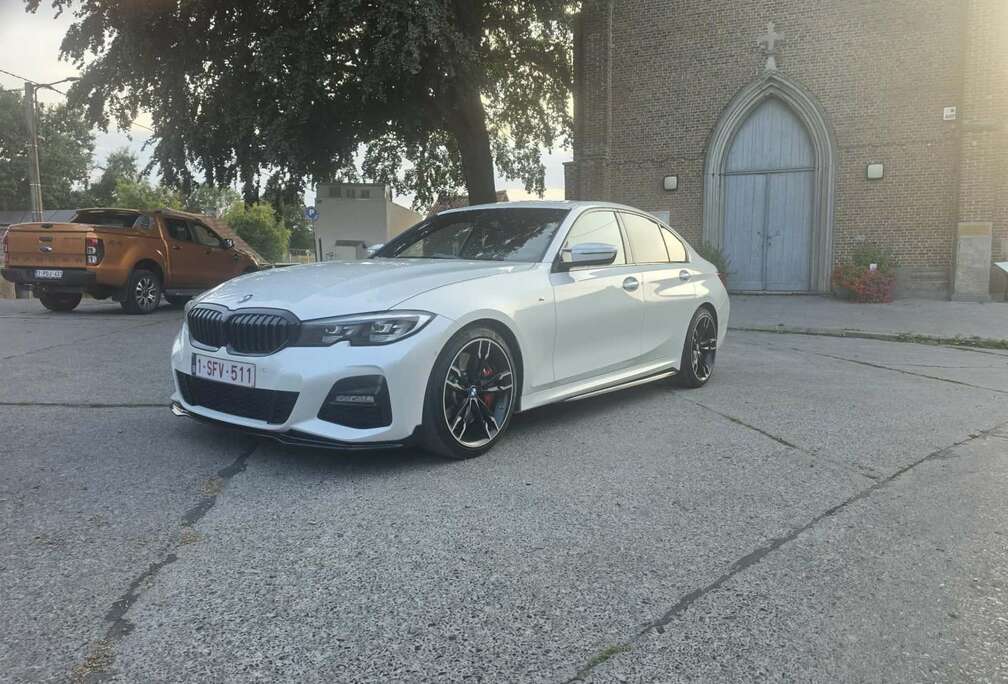 BMW 320i