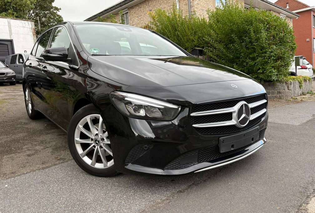 Mercedes-Benz B 180 Business Solution (EU6AP)