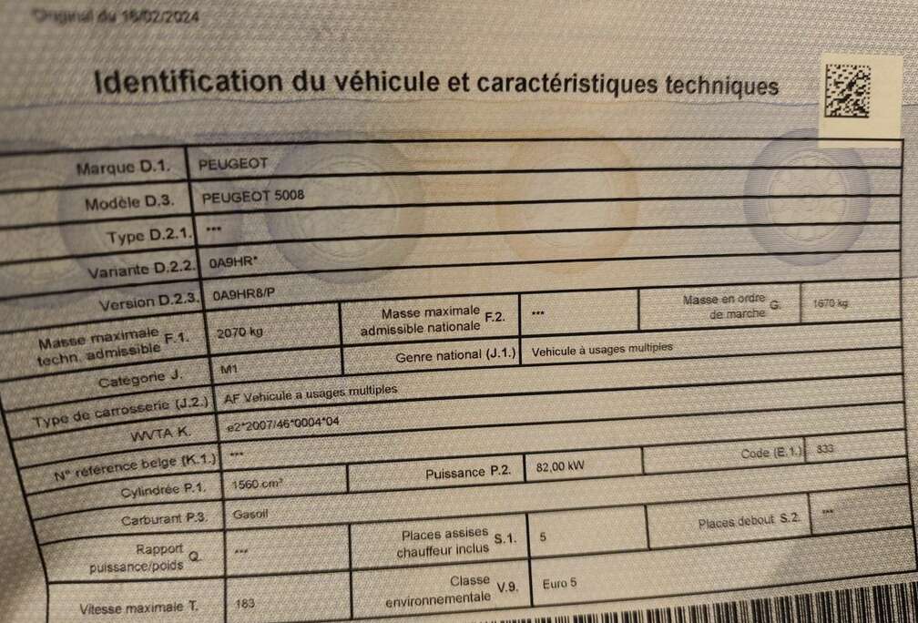 Peugeot 1.6 HDi 112ch FAP BMP6 BLUE LION Premium 5pl