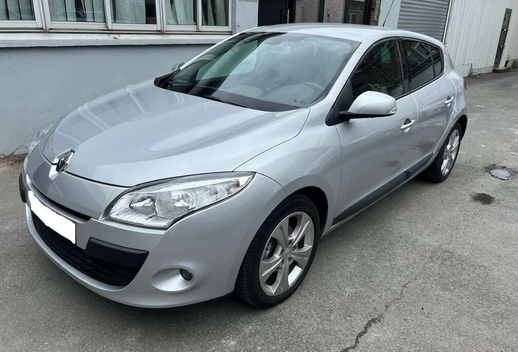 Renault Megane 1.4 TCe 130cv - 70.000kms - 1ère main