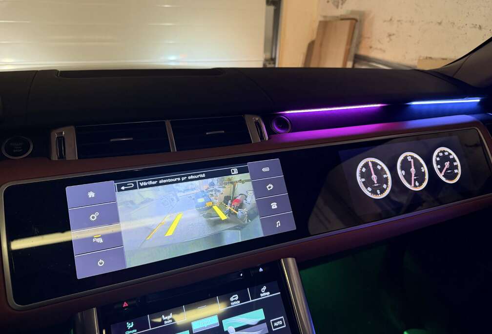 Land Rover Mark IV SDV6 3.0L HSE Dynamic A