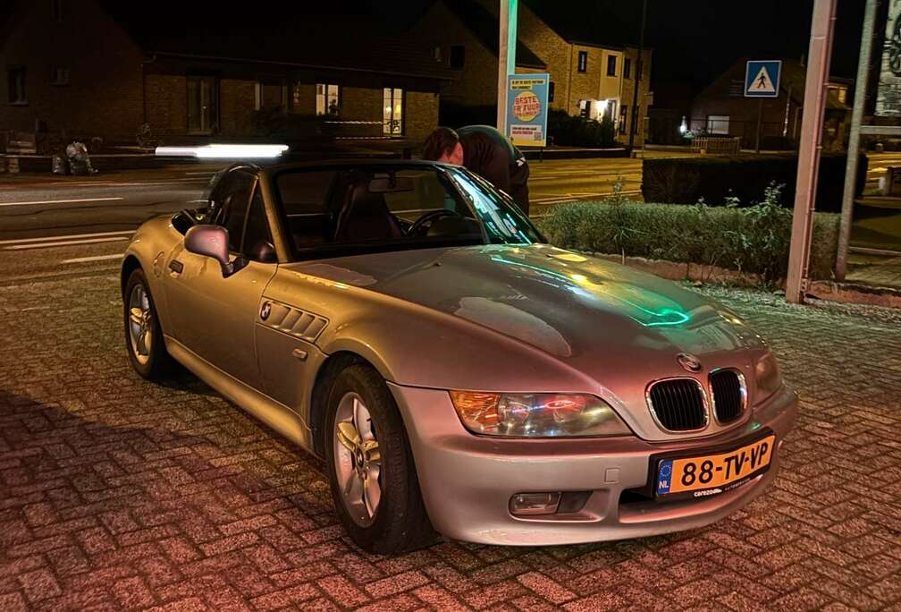 BMW roadster 1.8