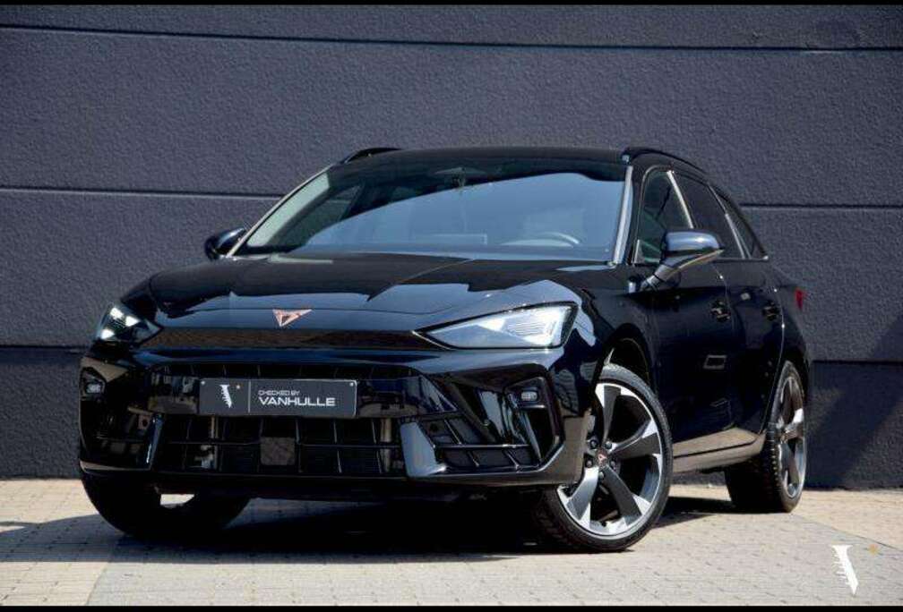 CARPLAY  CAMERA  ACC