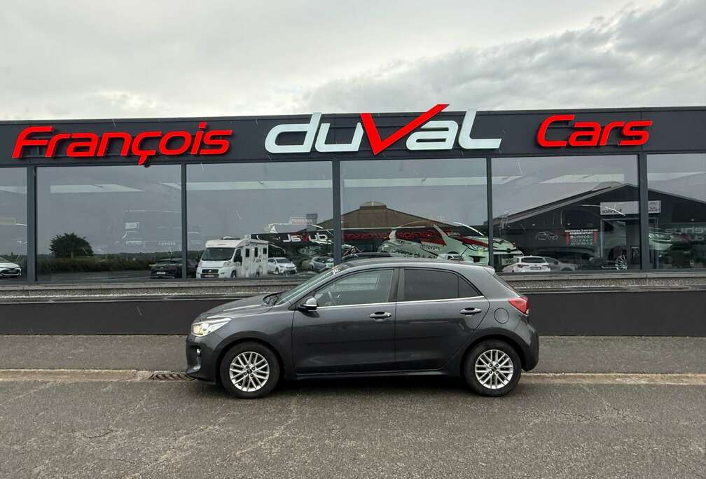 Kia 1ER PROPRIÉTAIRE GARANTIE 1AN CARNET COMPLET