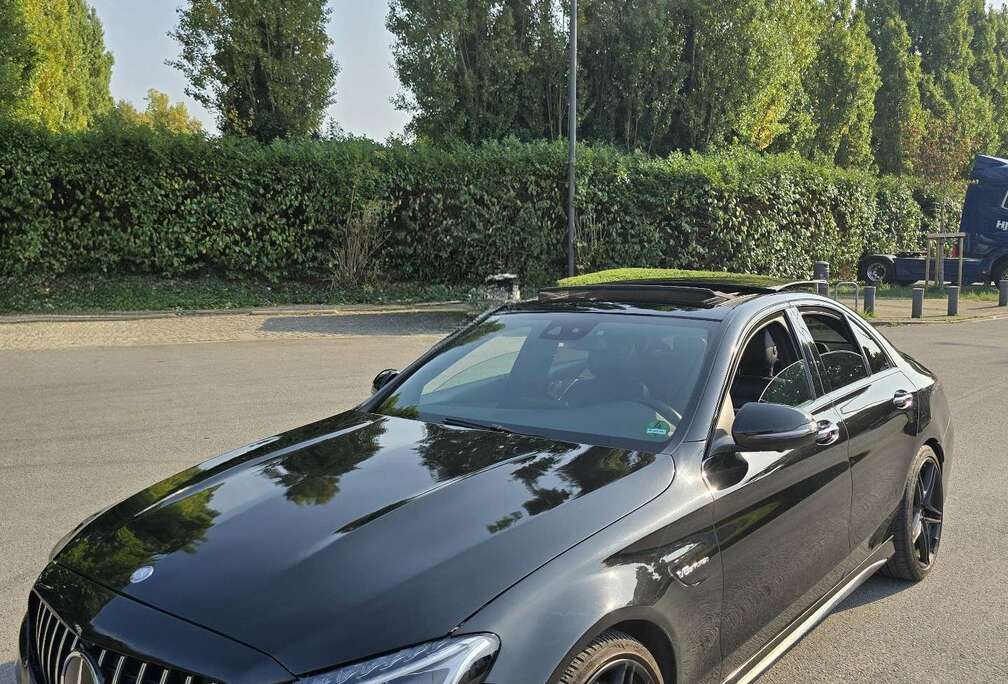 Mercedes-Benz 4.0L V8 BiTurbo Speedshift 7G MCT