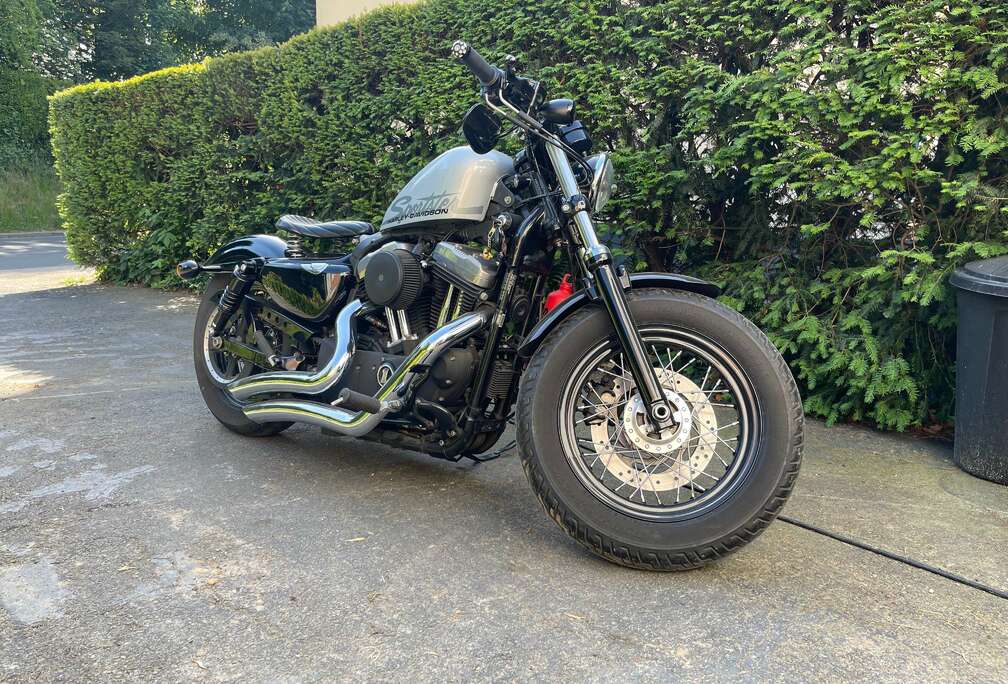 FORTY EIGHT XL1200