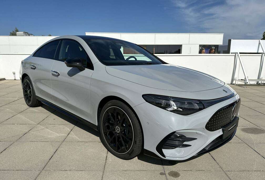Mercedes-Benz + ELECTRIC AMG Line Head-up 19\