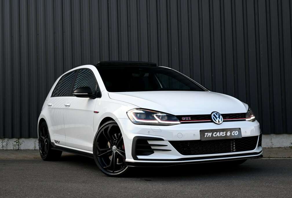 Volkswagen 7.5 GTI TCR 290PK / Pano,LED, ACC, Carplay, Camera