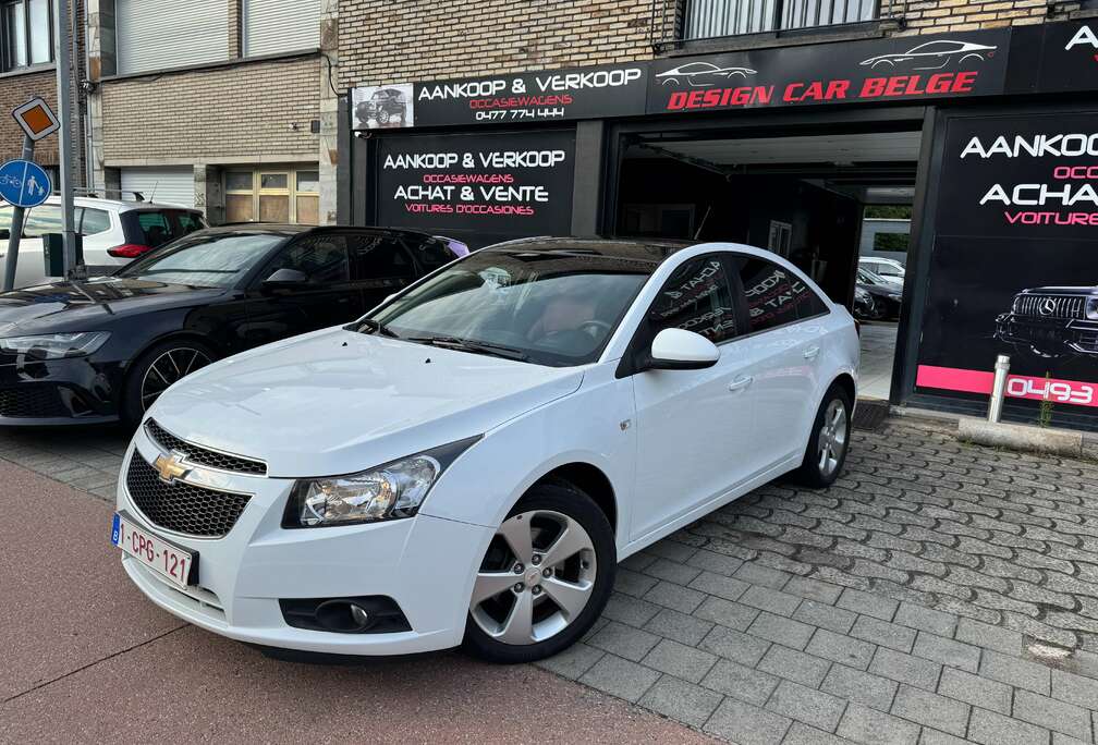 Chevrolet Cruze hatchback 2.0 VCDI  163pk LT 1er Main Belge