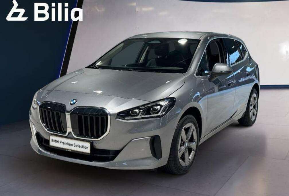 BMW 218i ActivTourer advantage