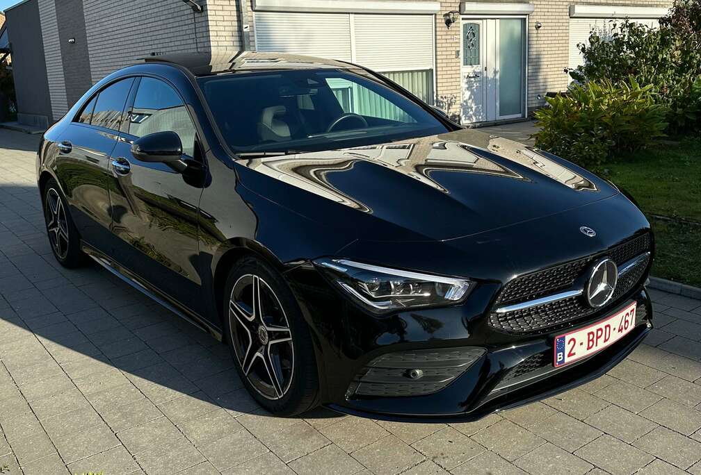 Mercedes-Benz CLA 180 AMG Line Nightpakket Pano dak