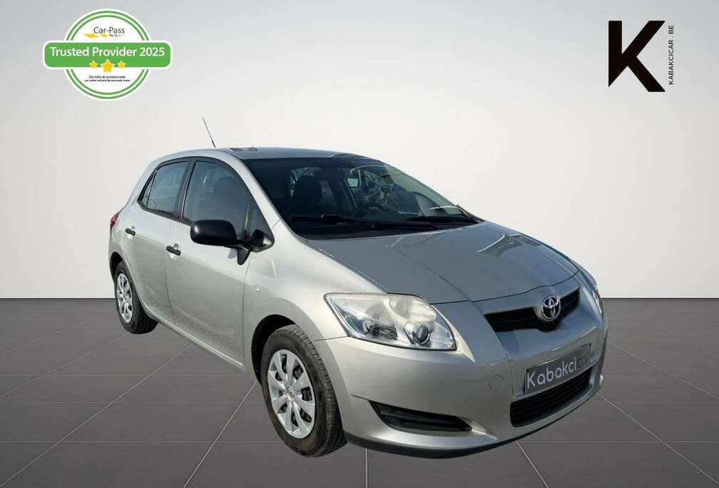 Toyota Auris 1.4i VVT-i / Linea Luna / 5 Portes / Garantie 12 Mois