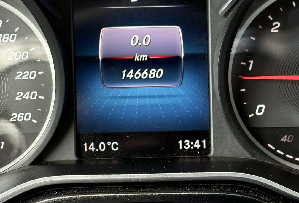 Mercedes-Benz V 300 d LWB Avantgarde (EU6AP)