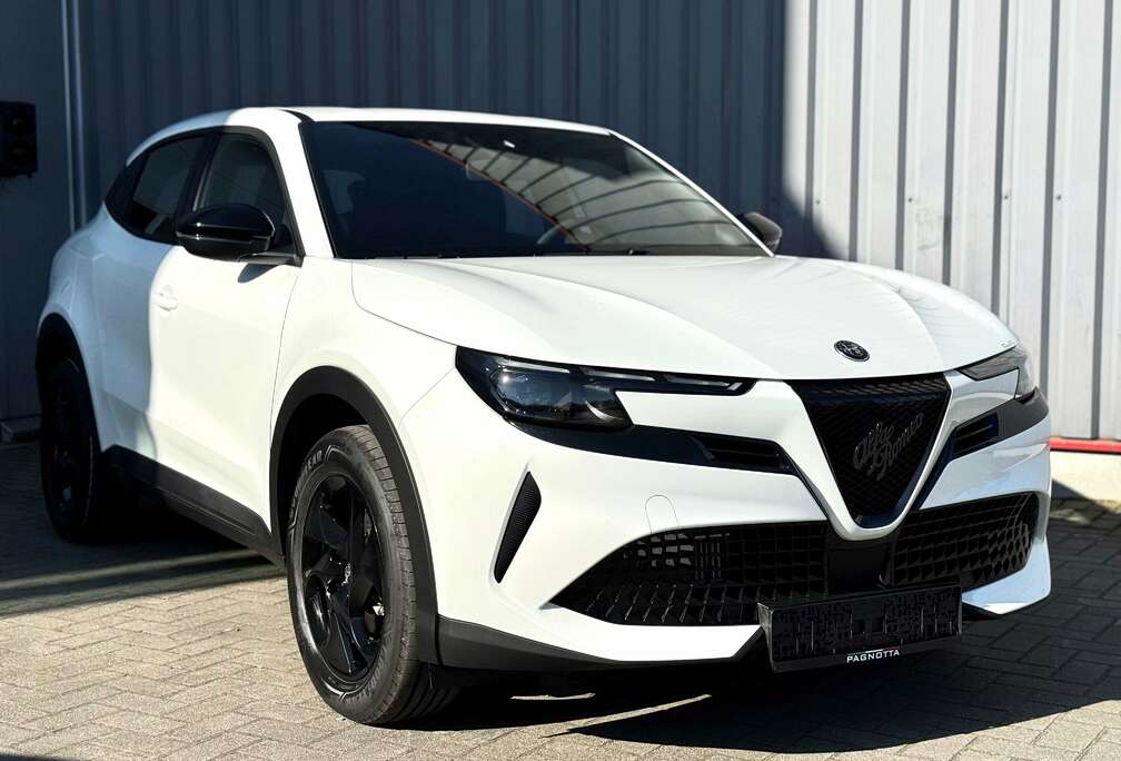 Alfa Romeo 1.2 Turbo Hybrid Ibrida