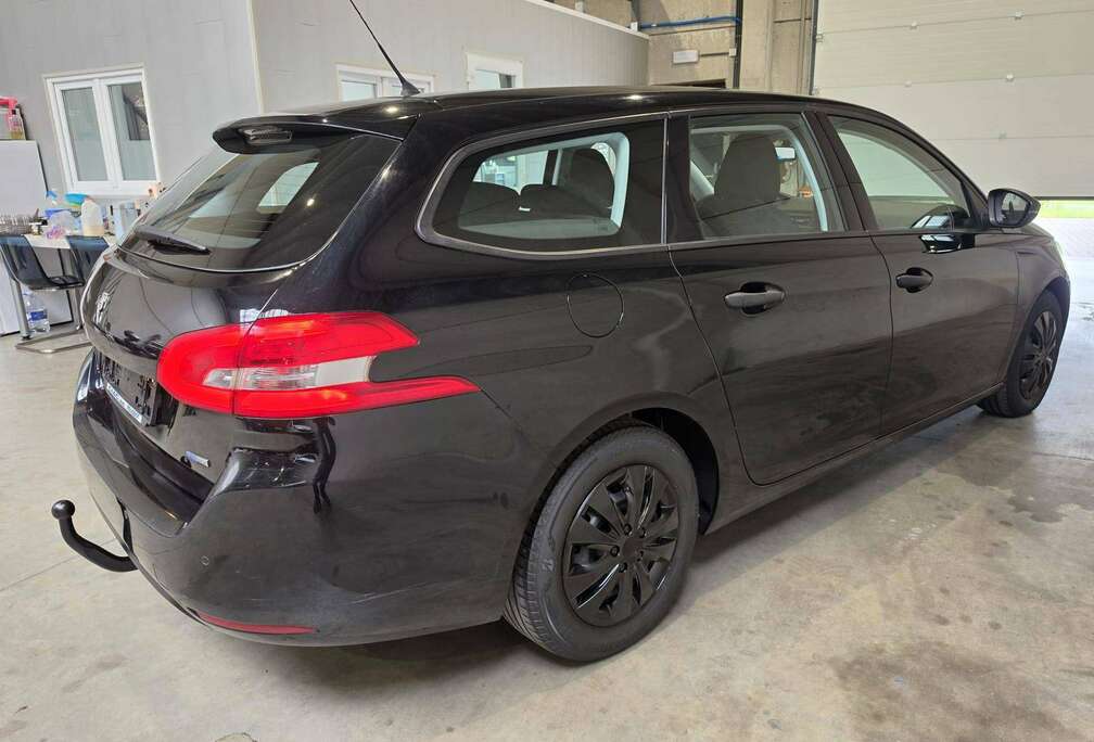 Peugeot 308 SW 1.2 PureTech Access STT