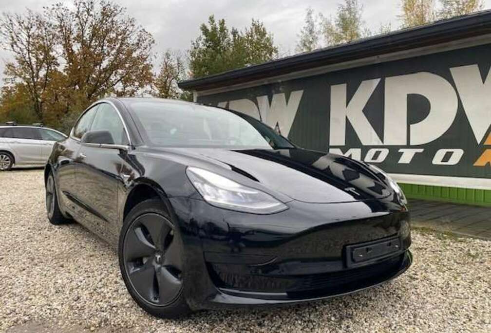 Tesla 44 kWh Standard Plus