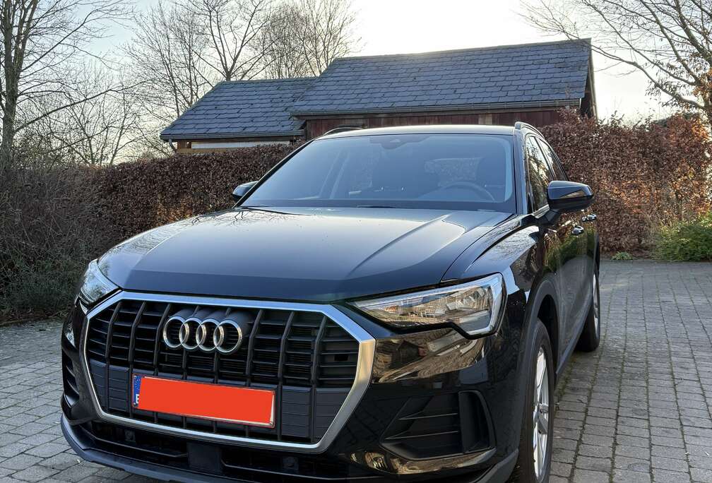 Audi Q3 PHEV 45 TFSIe Attraction S tron.(180 kW)