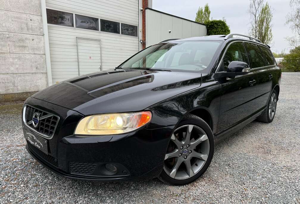 Volvo V70 2.4 D5 AWD Geartronic BLIS ACC DAK Zetelkoeling