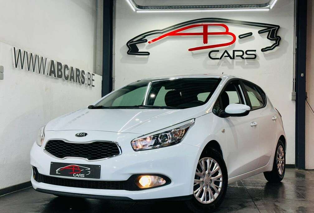 Kia 1.4i * GARANTIE 12 MOIS * 1ER PROP *