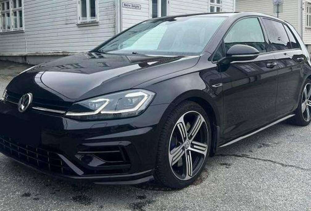 Volkswagen Golf 2.0 TSI BMT 4Motion DSG