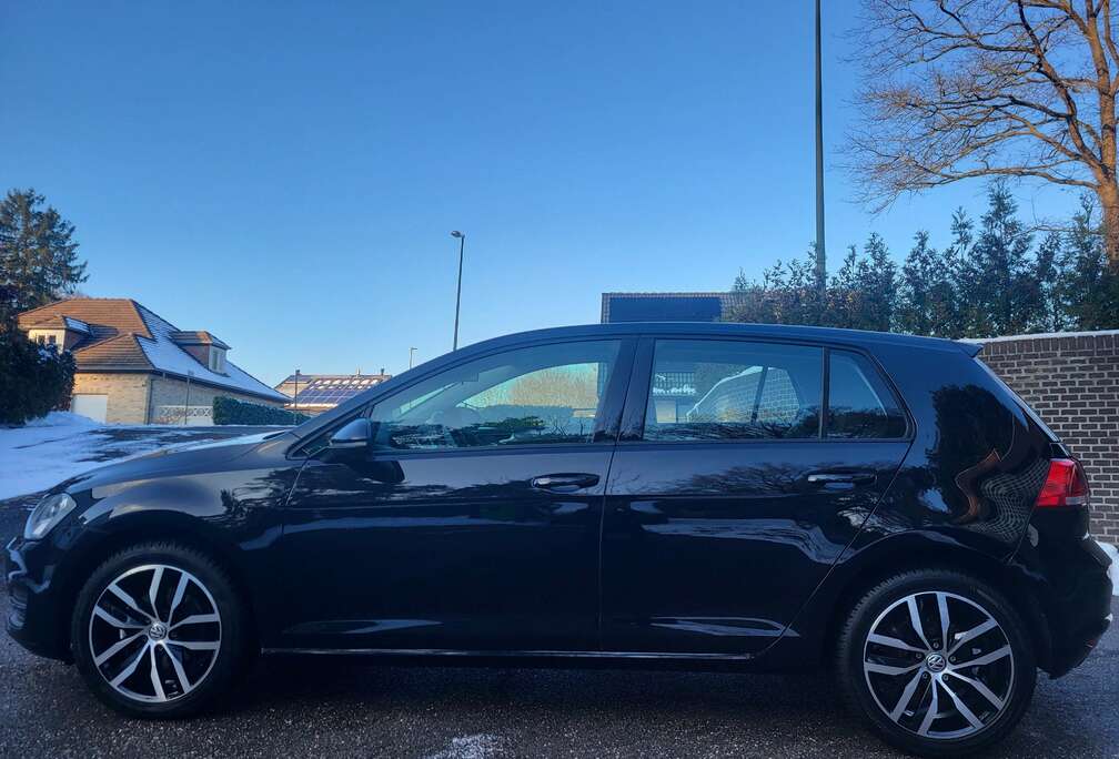 Volkswagen VERKOCHT / VENDUE / SOLD