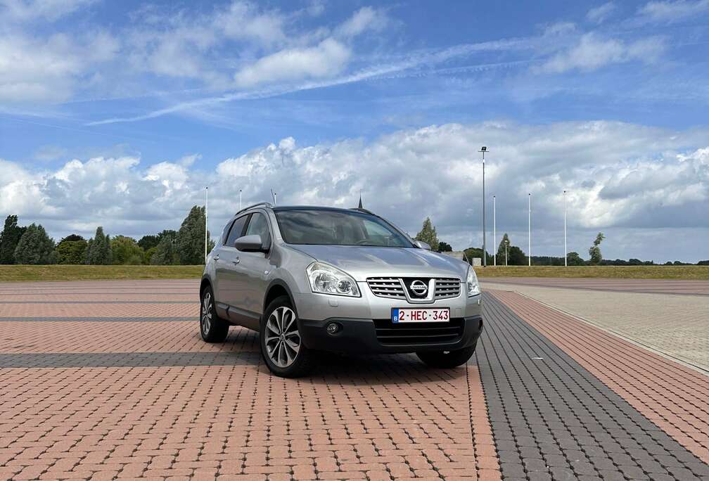 Nissan Qashqai 1.6i 2WD Tekna   Nissan Connect