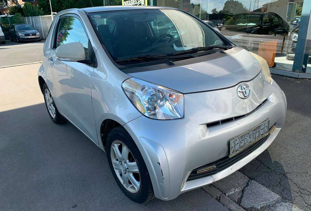 Toyota iQ 1.0i VVT-i Luna