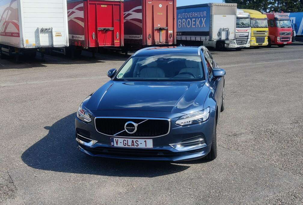 Volvo V90 T8 Twin Engine AWD Momentum