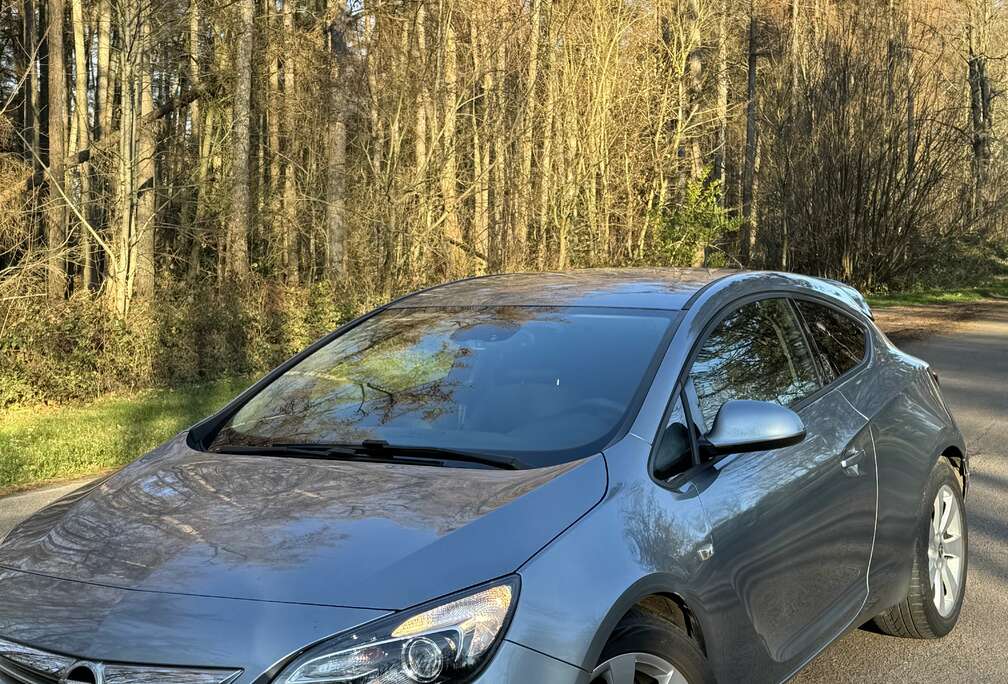 Opel GTC 1.4i Enjoy Start&Stop
