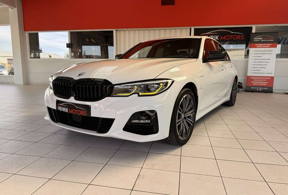 BMW 330e LASER HYBRID M-PACK HUD ADAPTIVE