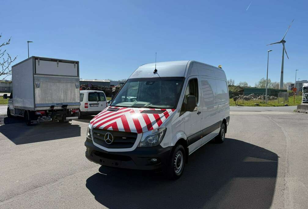 Mercedes-Benz 316 (Stock ID 42912)