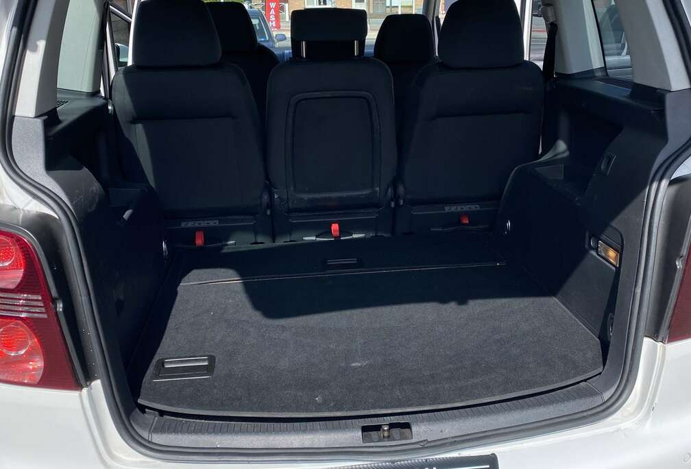 Volkswagen 1.6 FSI Automatik Goal