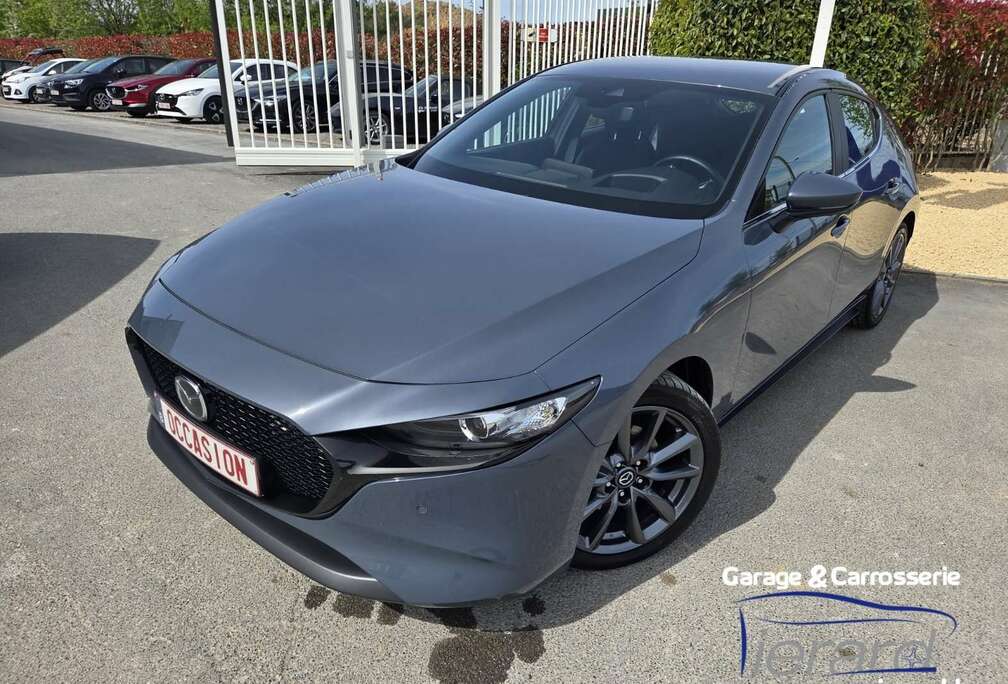Mazda 3 Hatchback 2.0i e-Skyactiv-G Skydrive ETAT NEUF