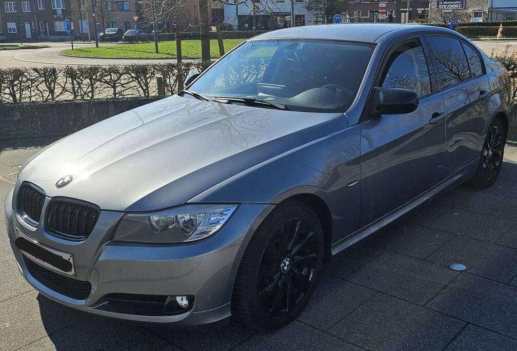 BMW 318iA